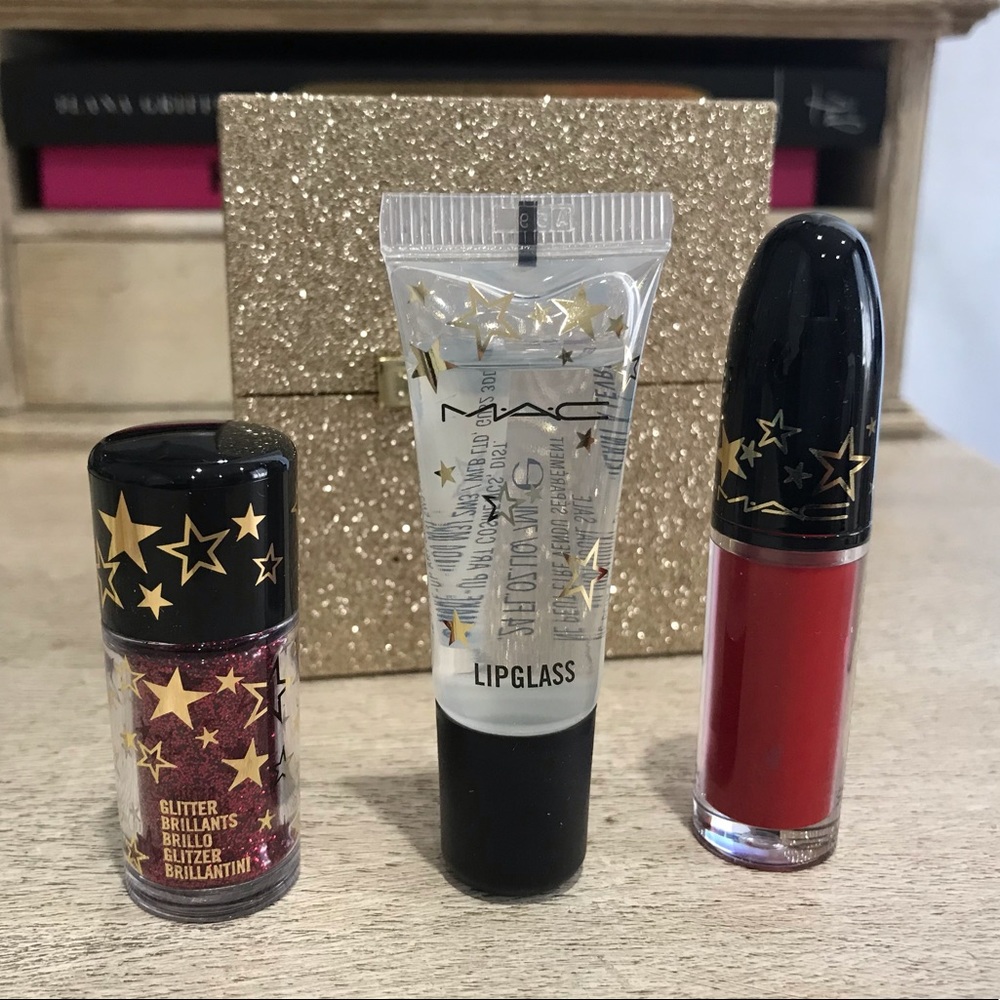 MAC holiday gift set